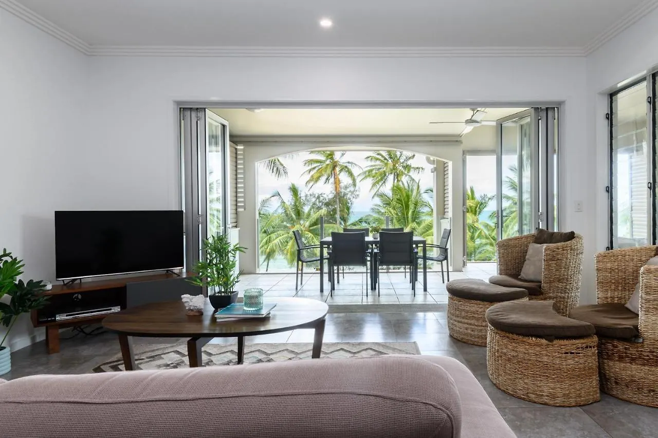 פאלם קוב Island Views Beachfront Apartments פאלם קוב
