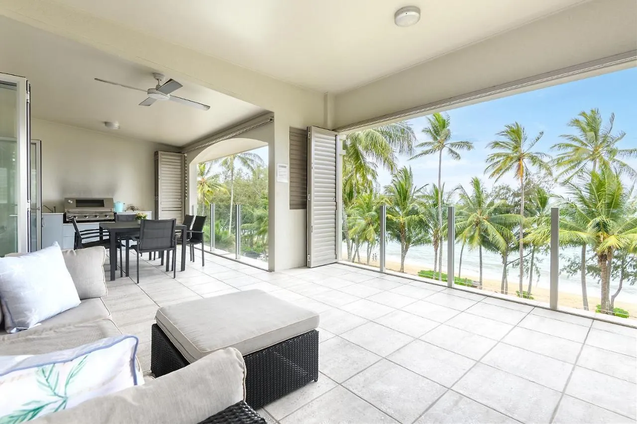 פאלם קוב Island Views Beachfront Apartments