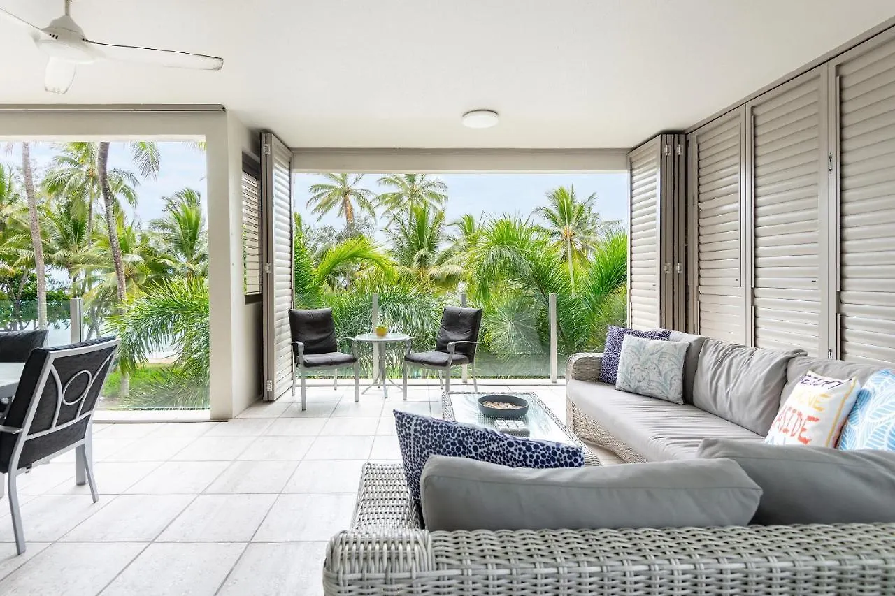 אתר נופש פאלם קוב Island Views Beachfront Apartments