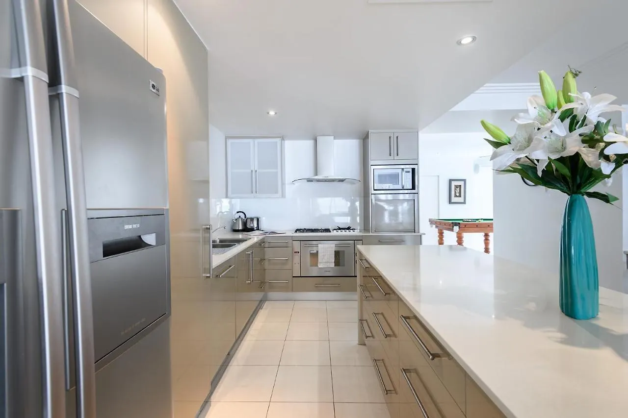 פאלם קוב Island Views Beachfront Apartments אתר נופש פאלם קוב