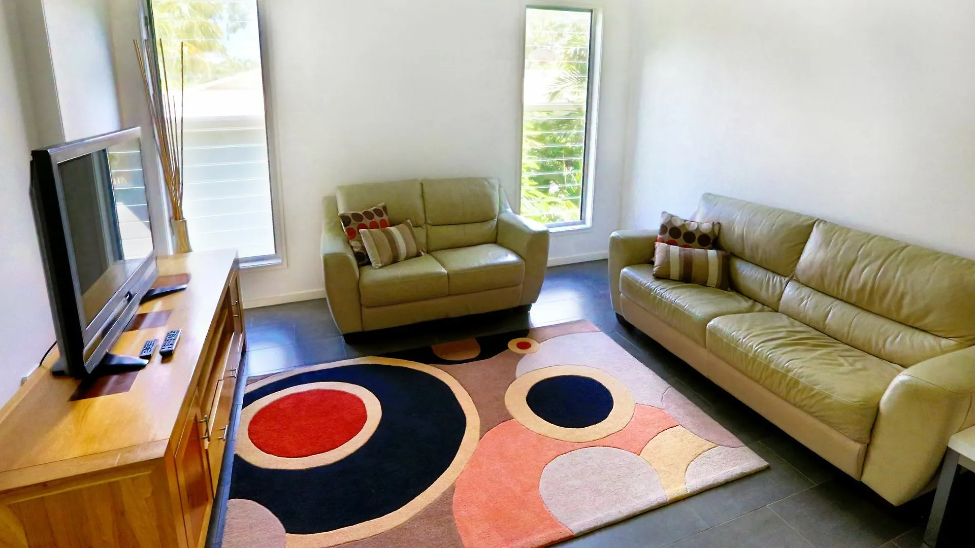 פאלם קוב Island Views Beachfront Apartments אתר נופש פאלם קוב