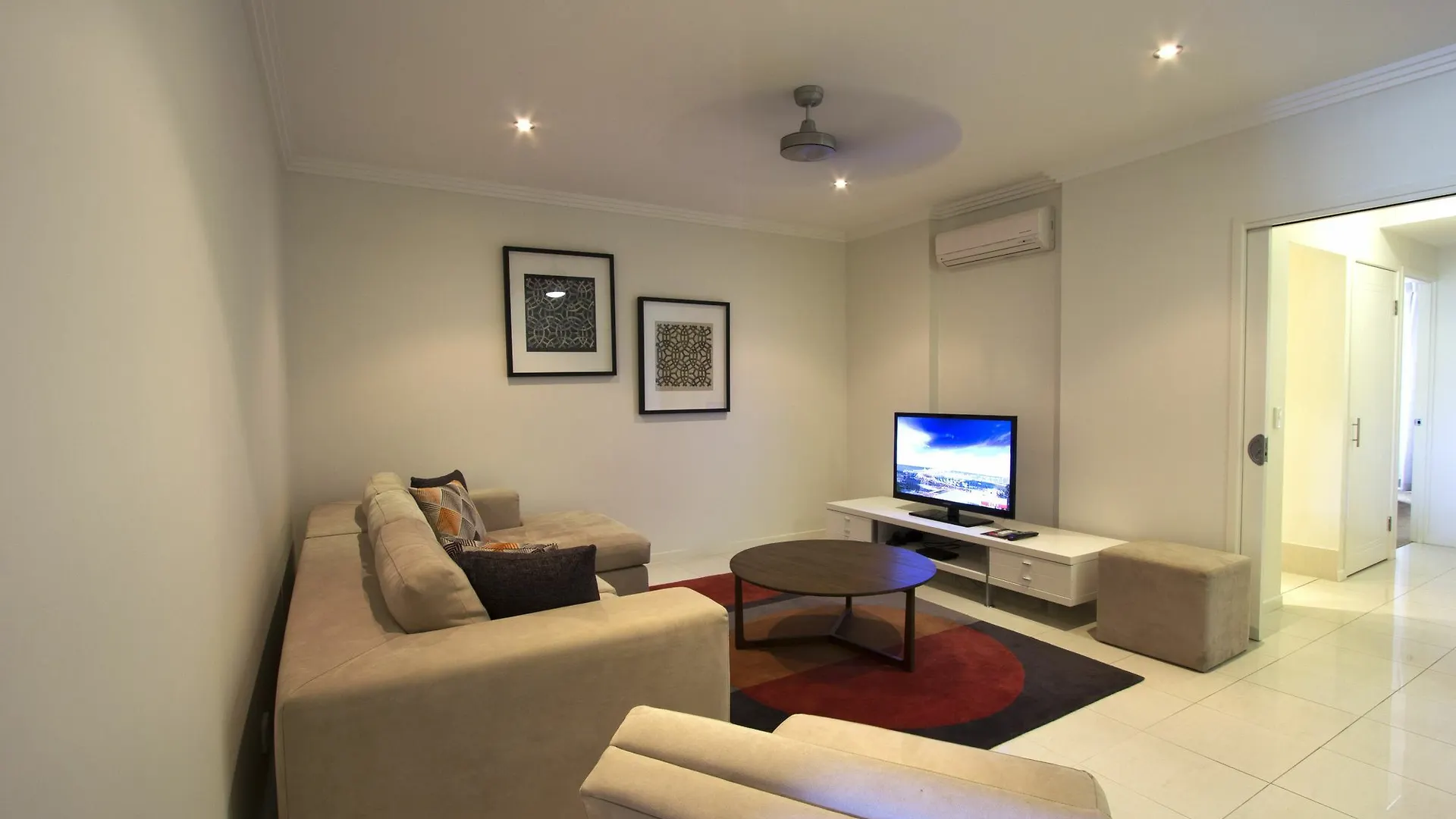 פאלם קוב Island Views Beachfront Apartments אתר נופש פאלם קוב