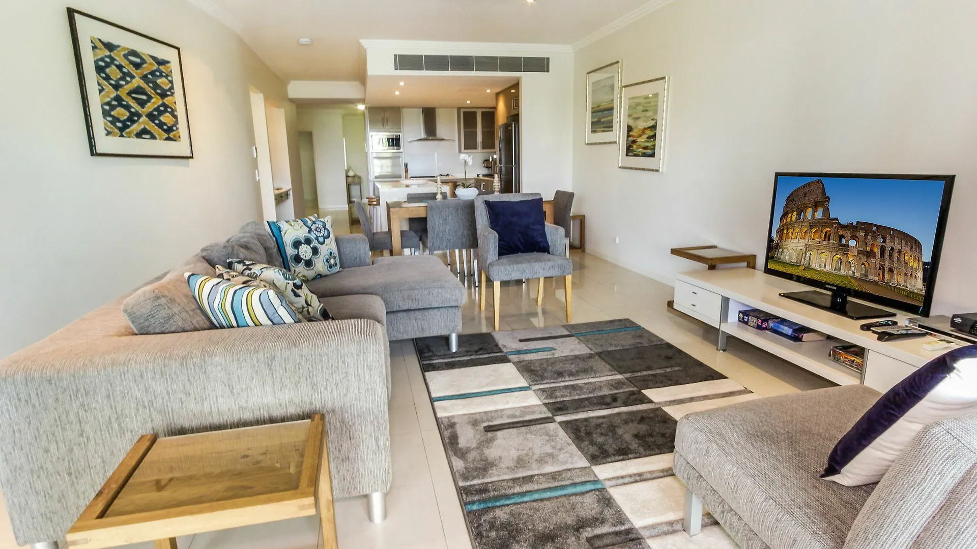 פאלם קוב Island Views Beachfront Apartments